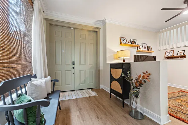 Residence photo 5