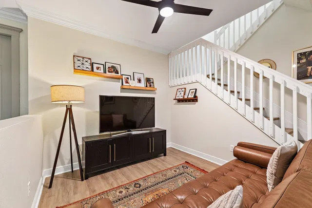 Residence photo 10