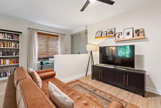 Residence photo 11