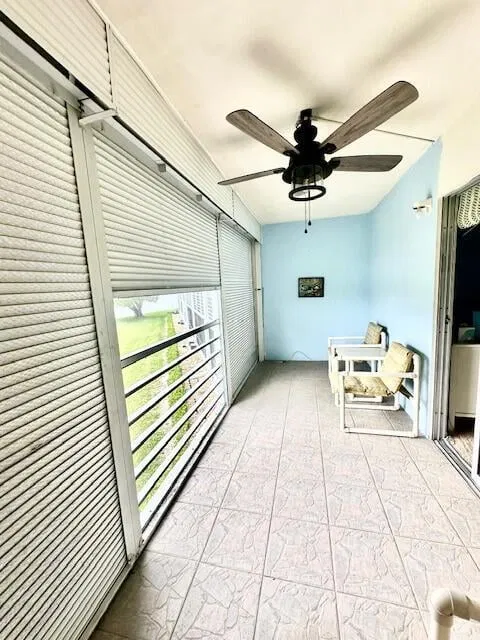  Residence photo 11