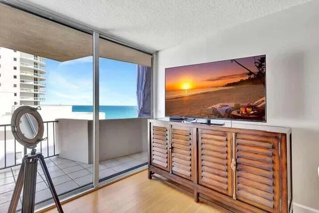 Singer Island Unit 1-905 photo 29