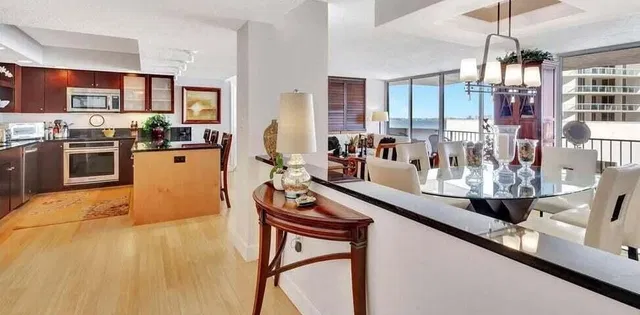Singer Island Unit 1-905 photo 33