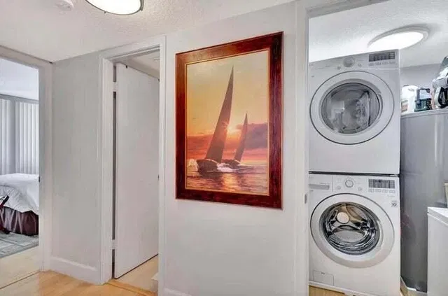 Singer Island Unit 1-905 photo 34