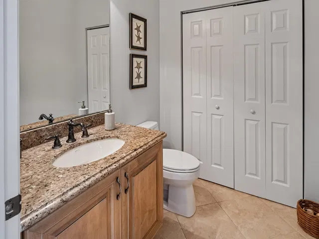 Residence photo 34