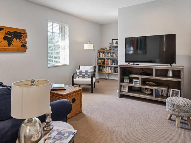 Residence photo 36
