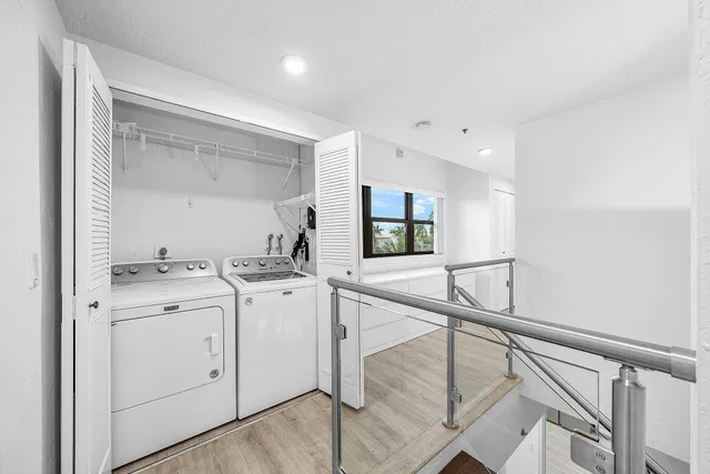 Unit 213 photo 24