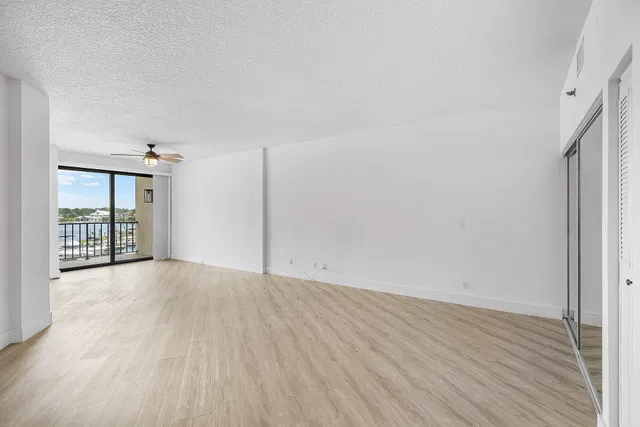 Unit 213 photo 30