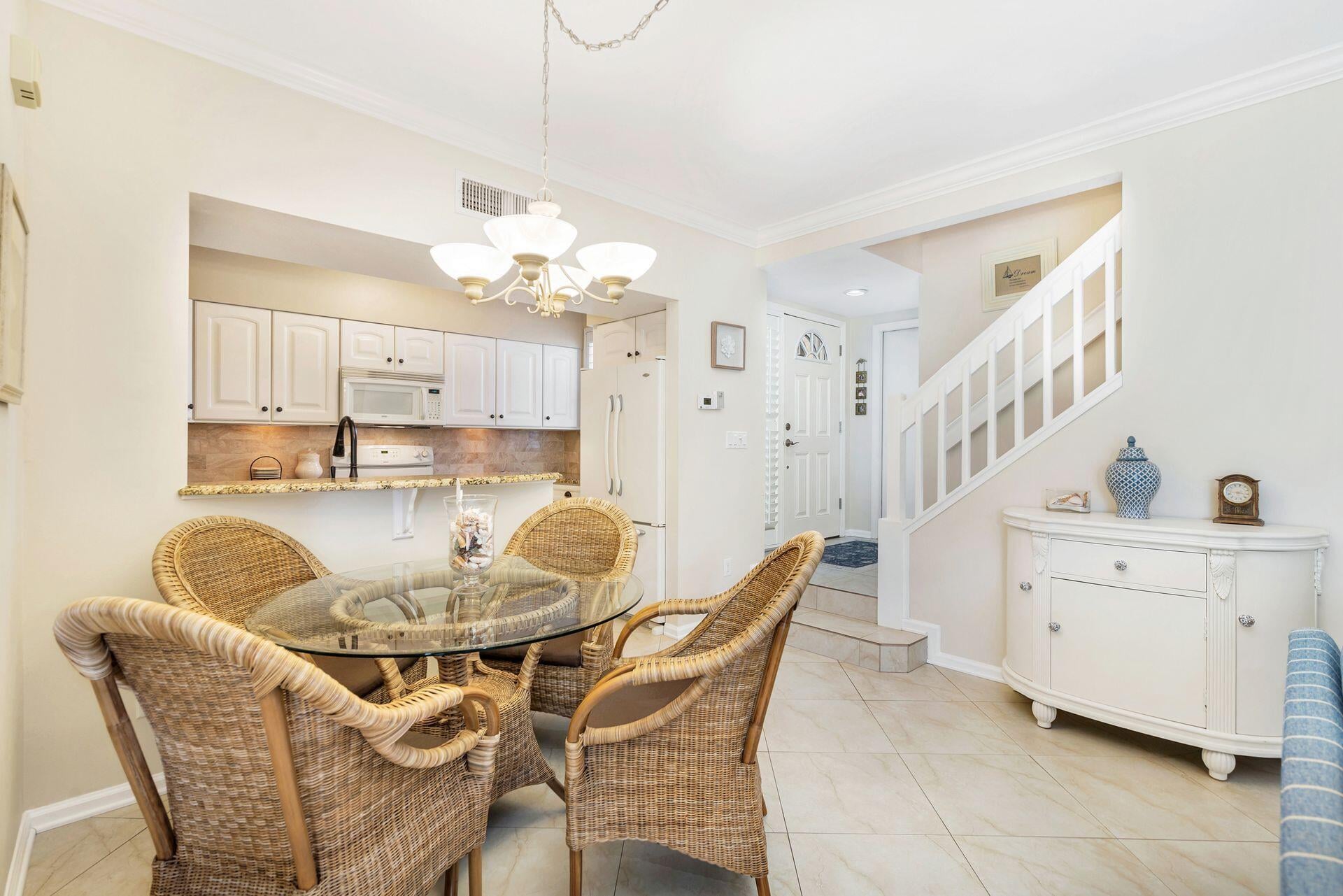 Residence photo 8