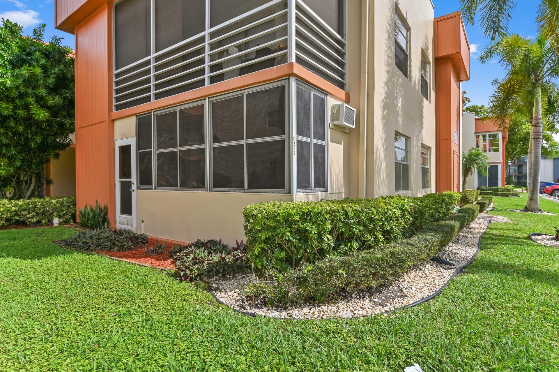 Residence photo 18
