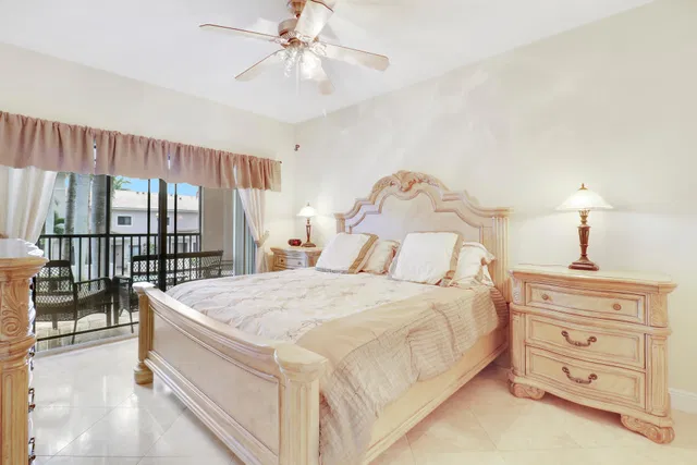 Unit 204 photo 6