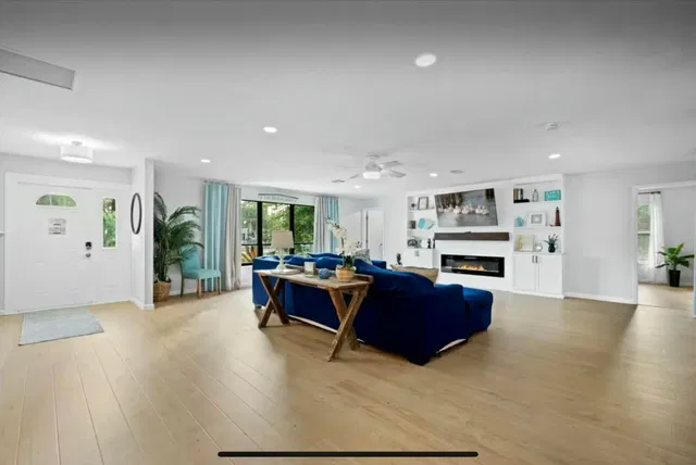 Residence photo 6
