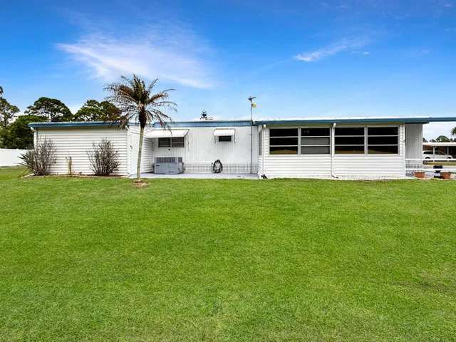  Residence photo 4