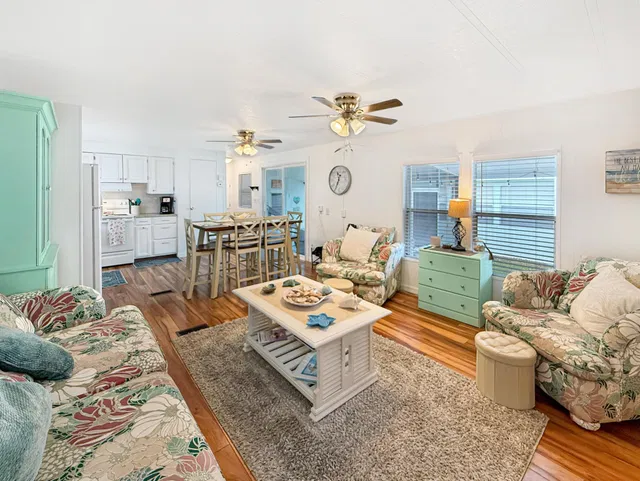  Residence photo 11