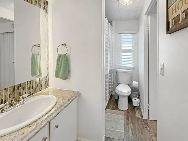  Residence photo 24