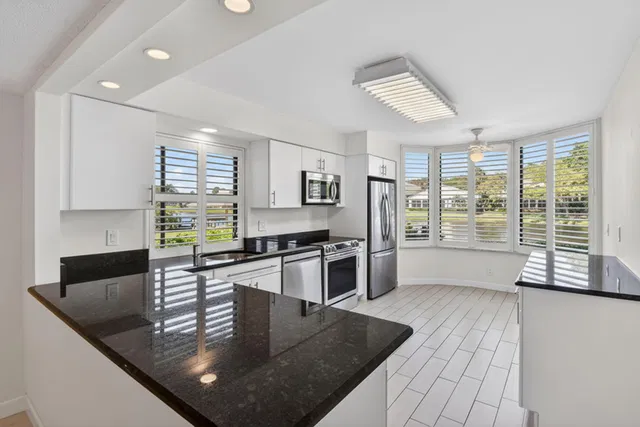 Jonathan's Landing Jupiter FL Unit 128 photo 12