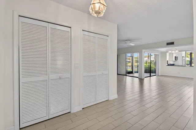 Jonathan's Landing Jupiter FL Unit 128 photo 13