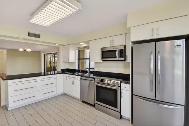 Jonathan's Landing Jupiter FL Unit 128 photo 16