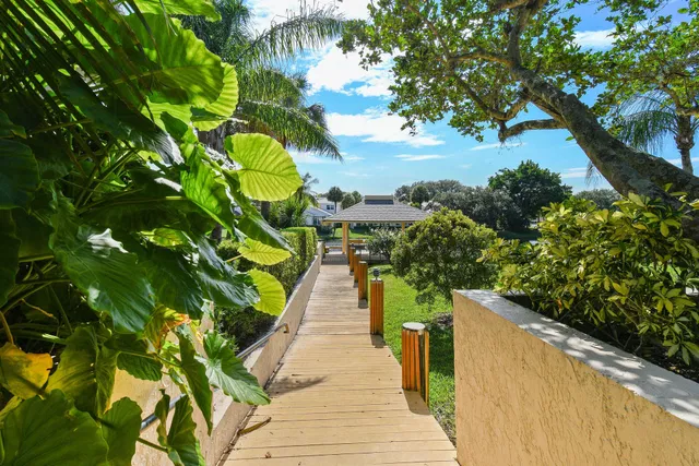 Jonathan's Landing Jupiter FL Unit 128 photo 29