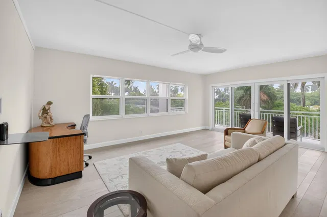 Downtown Delray Beach Unit 3e photo 4