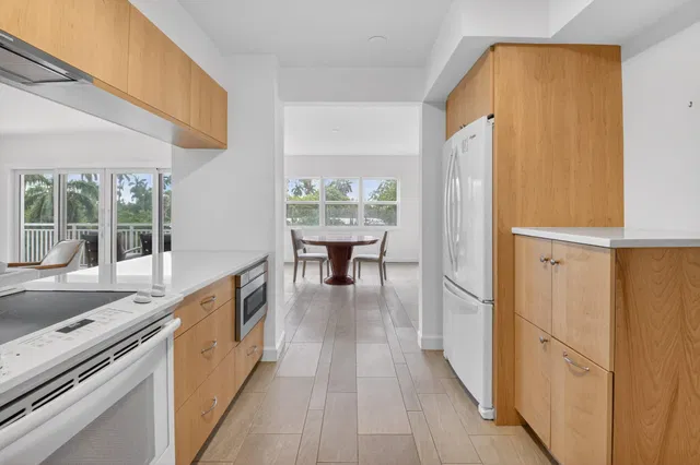 Downtown Delray Beach Unit 3e photo 13