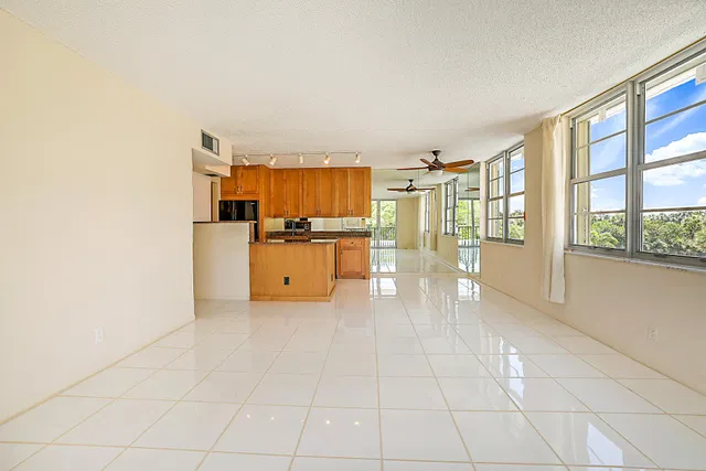Boca Towers Unit 302e photo 11