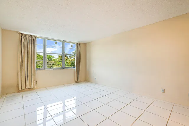 Boca Towers Unit 302e photo 17
