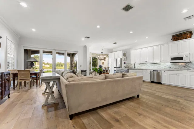 Palm Trail Delray Beach Residence photo 8