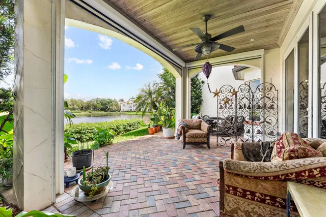 Palm Trail Delray Beach Residence photo 35