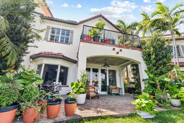 Palm Trail Delray Beach Residence photo 37