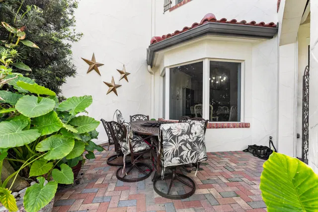 Palm Trail Delray Beach Residence photo 38