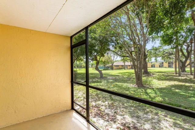 Residence photo 21