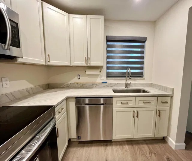 Unit 205 photo 6
