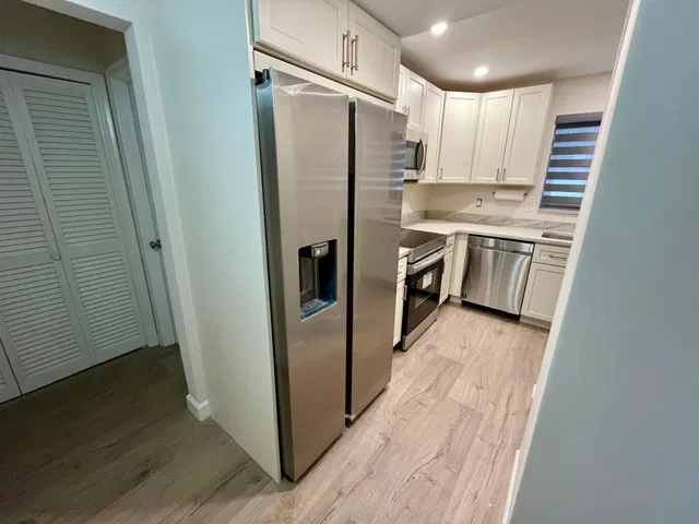 Unit 205 photo 9