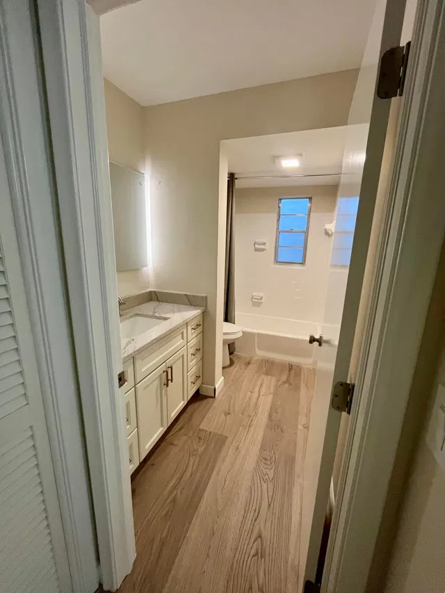 Unit 205 photo 14