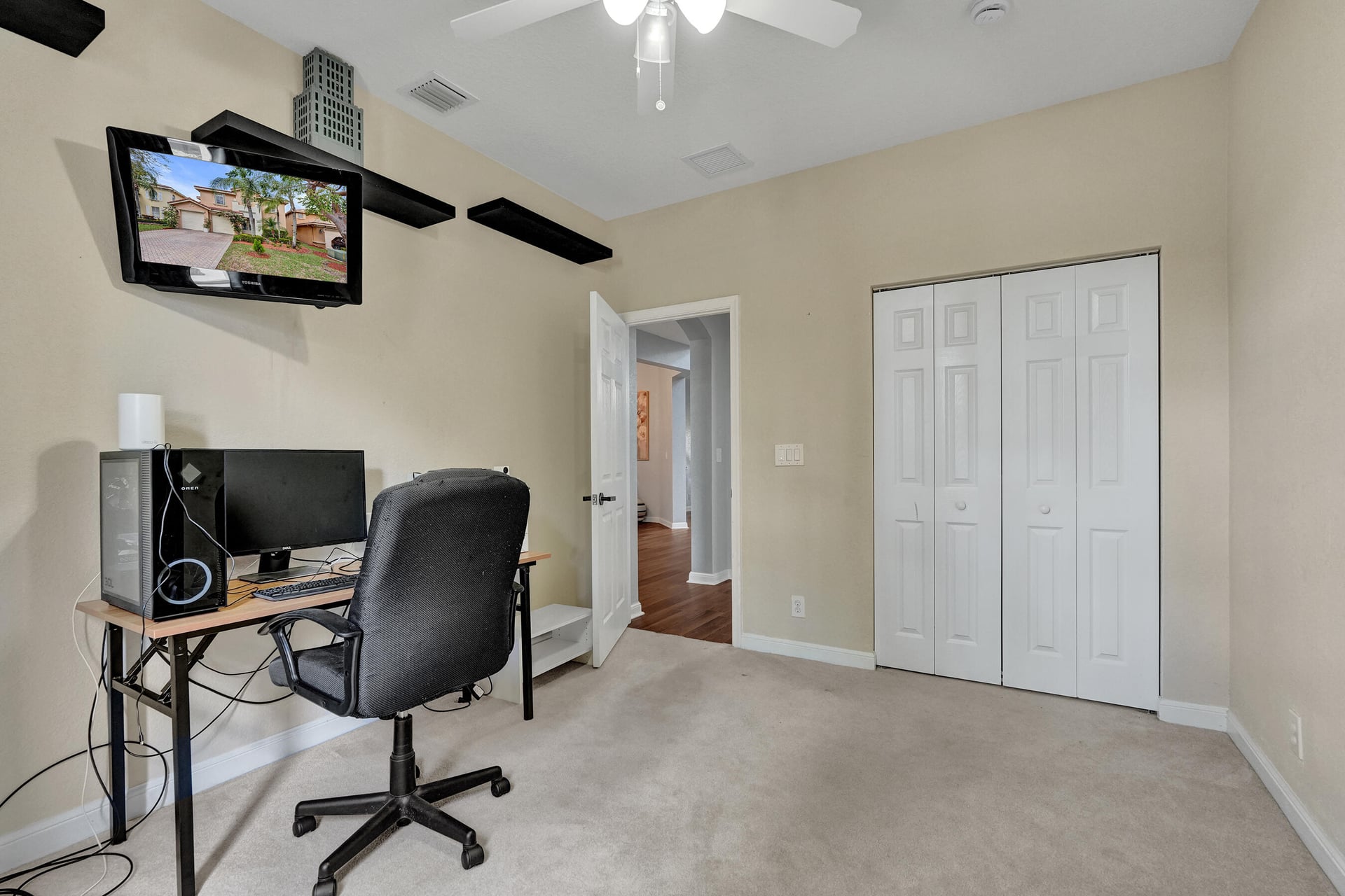 Residence photo 9