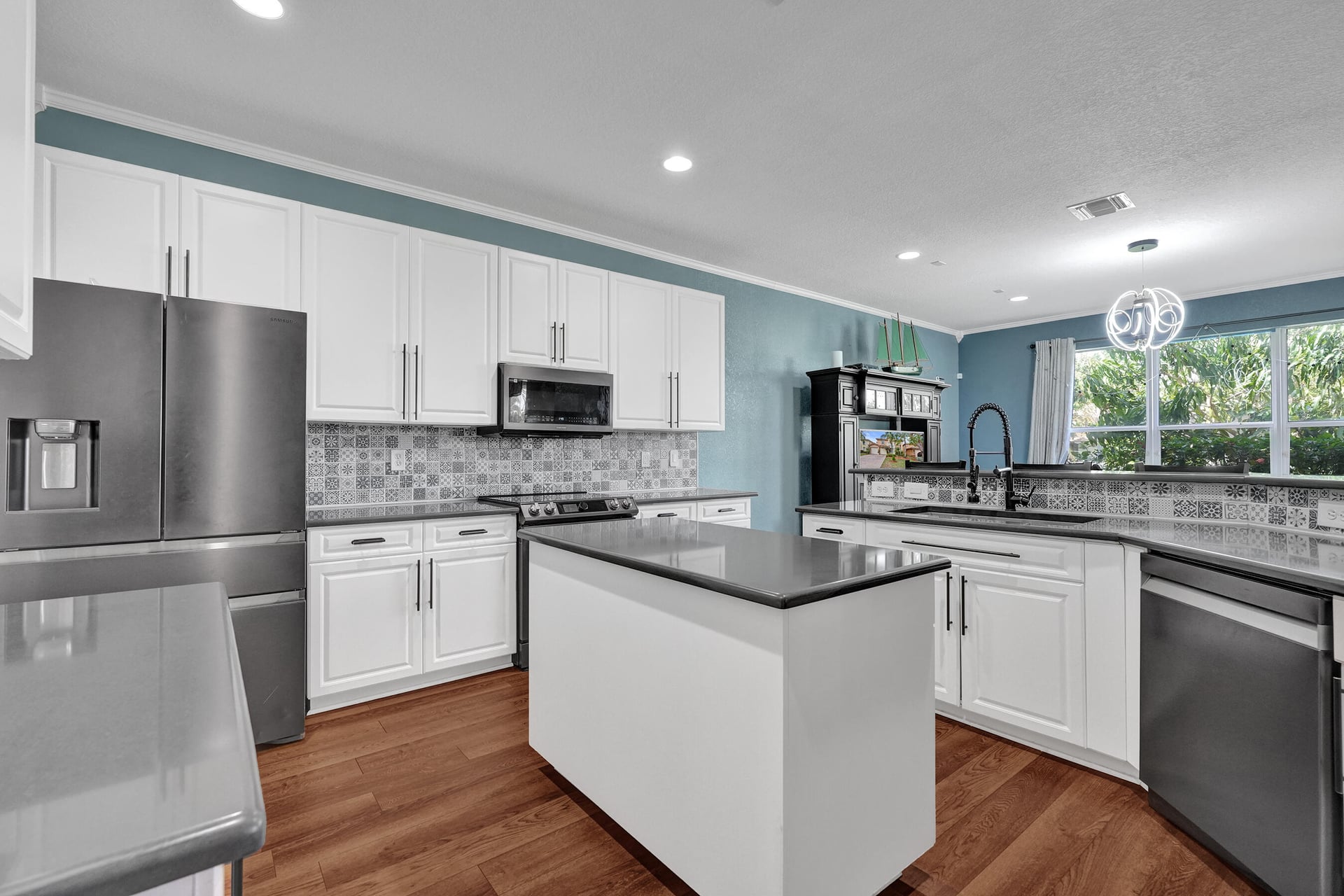 Residence photo 19
