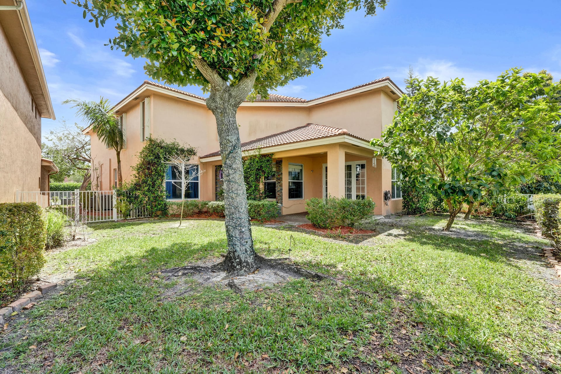 Residence photo 35