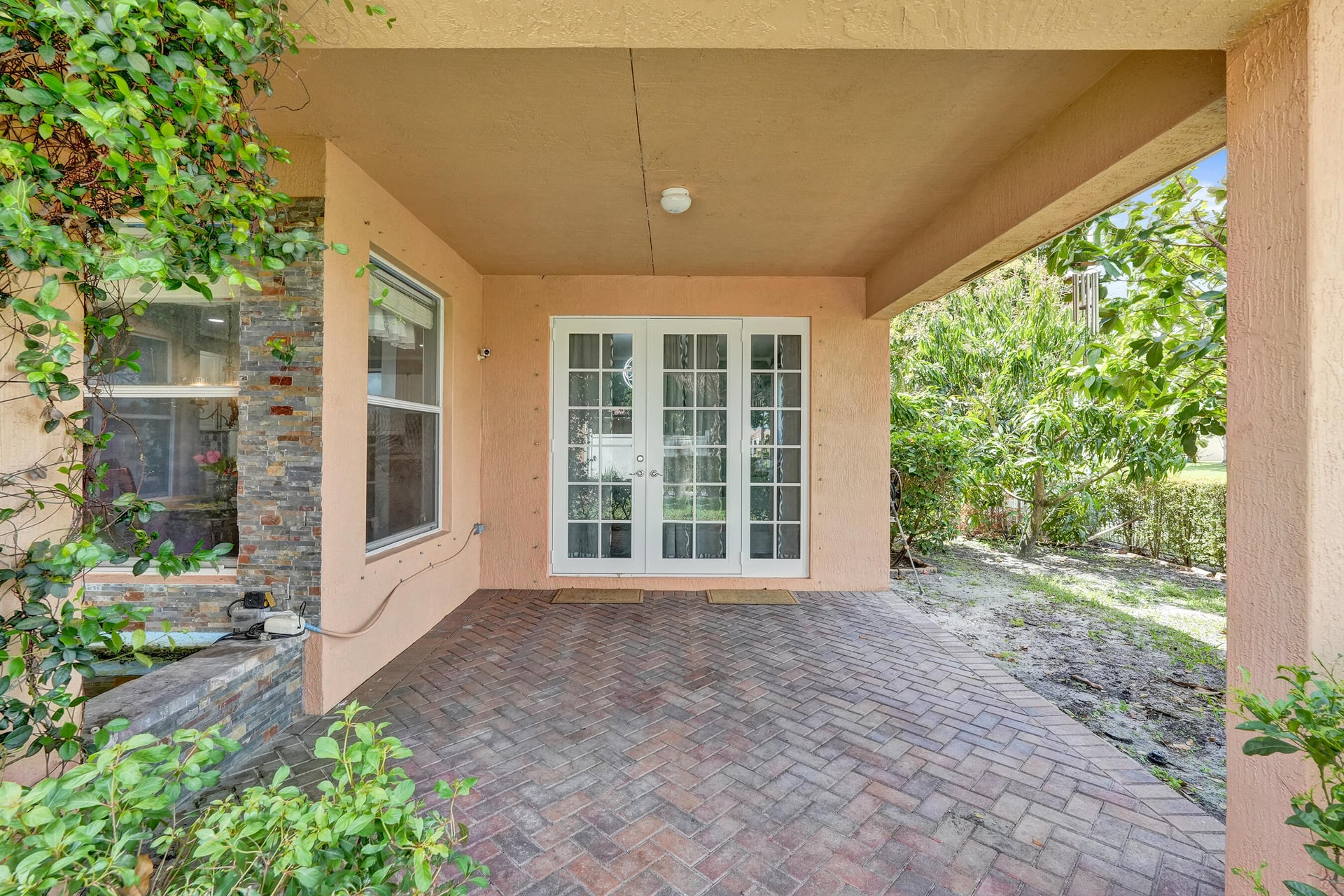 Residence photo 38