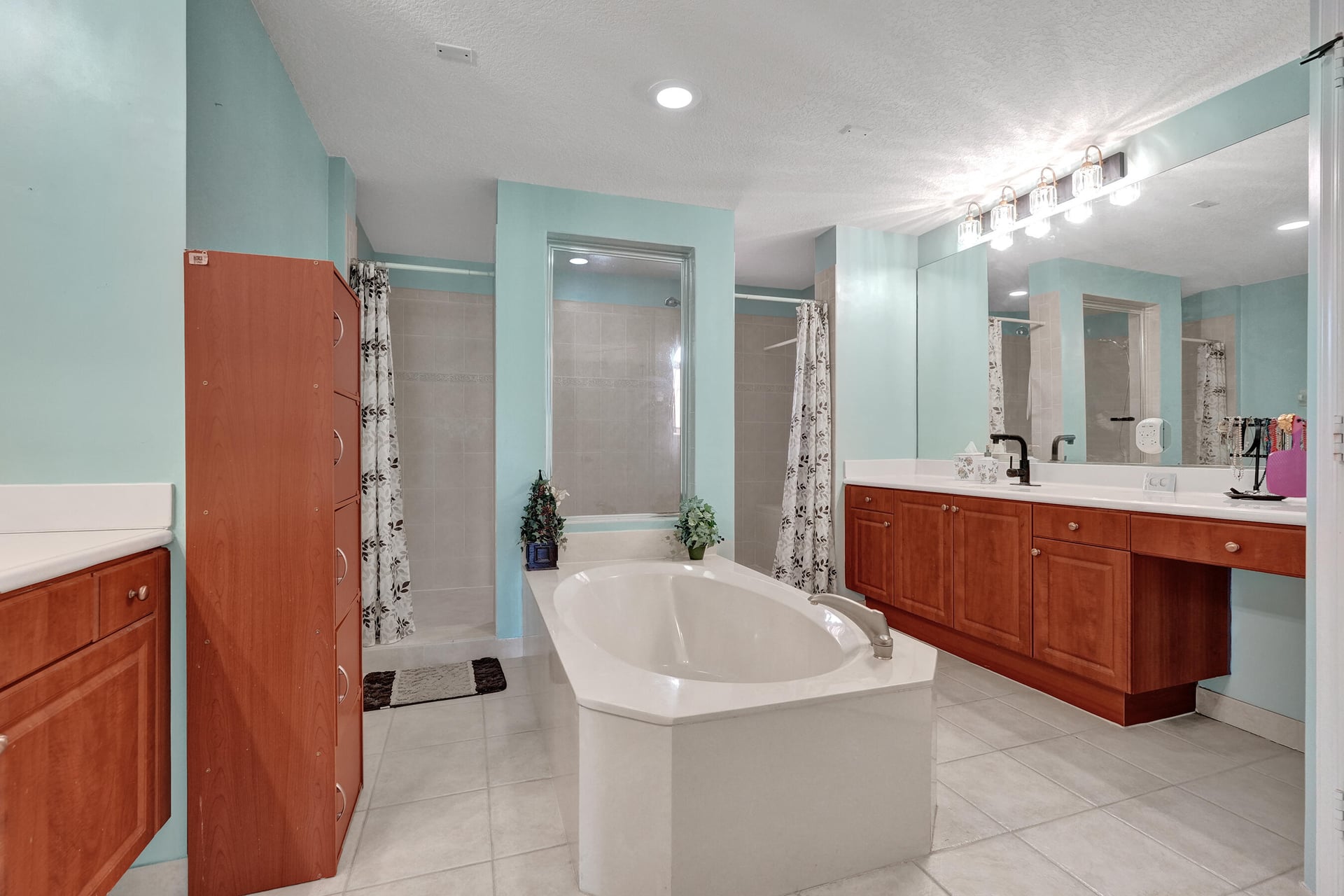 Residence photo 43