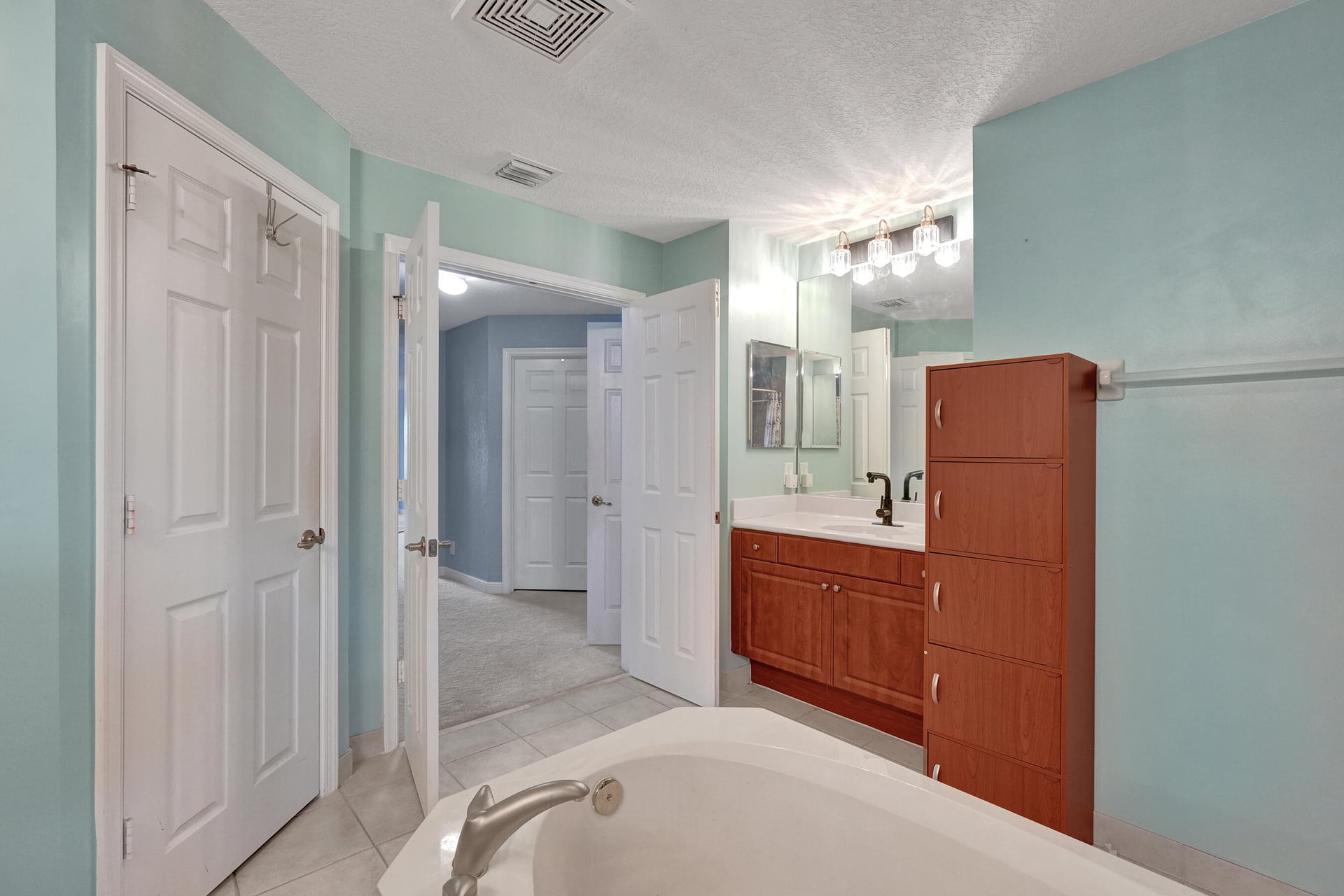 Residence photo 44