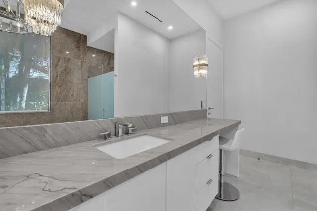 St. Andrews Country Club Residence photo 56