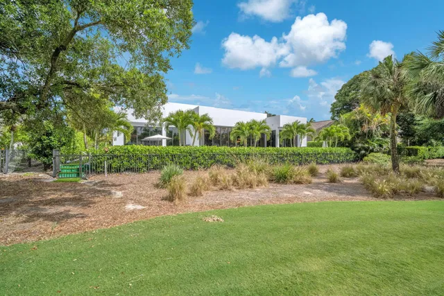 St. Andrews Country Club Residence photo 94