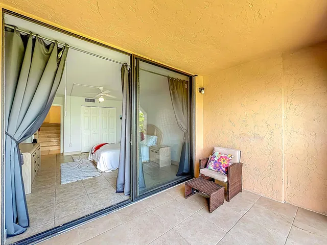 Unit 1411 photo 17