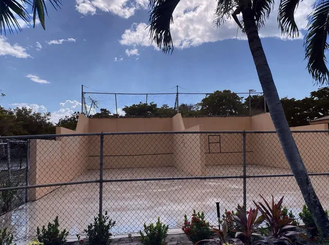 Unit 1411 photo 39