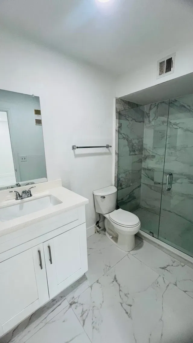 Village Square Unit 2012 photo 3