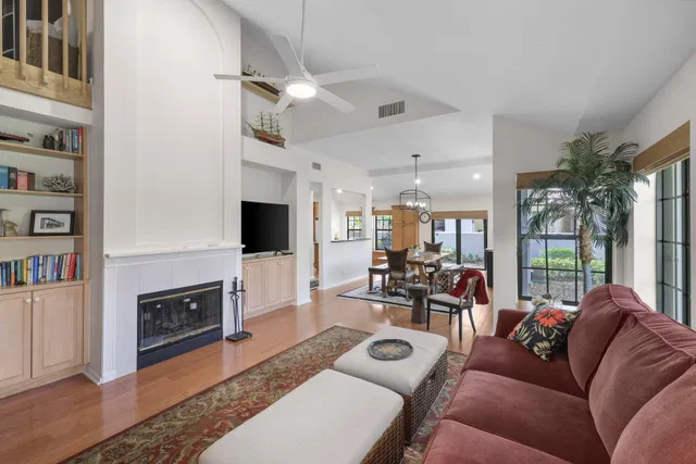 Residence photo 9