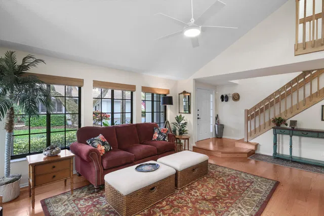 Residence photo 12