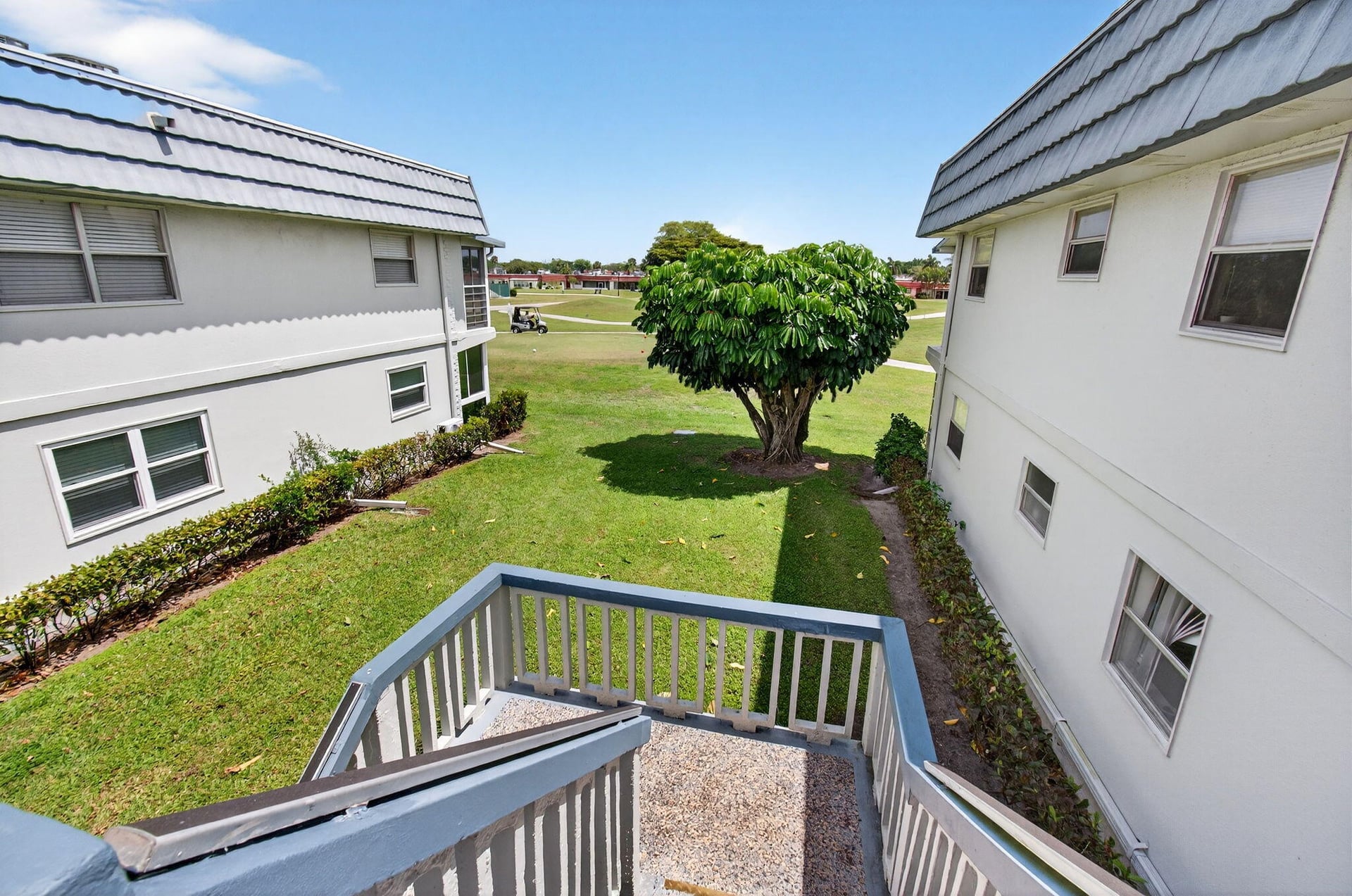 Residence photo 2