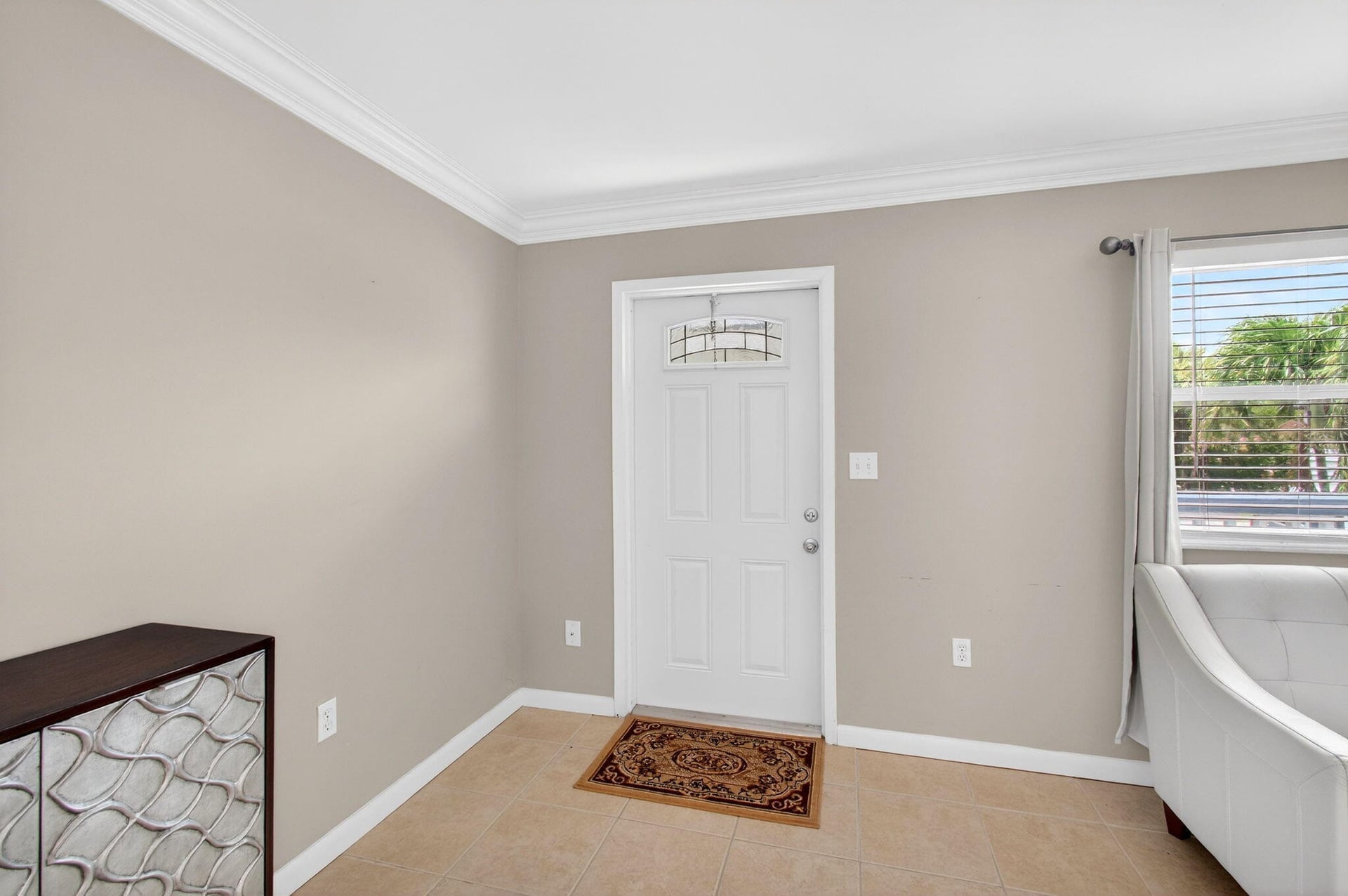 Residence photo 4