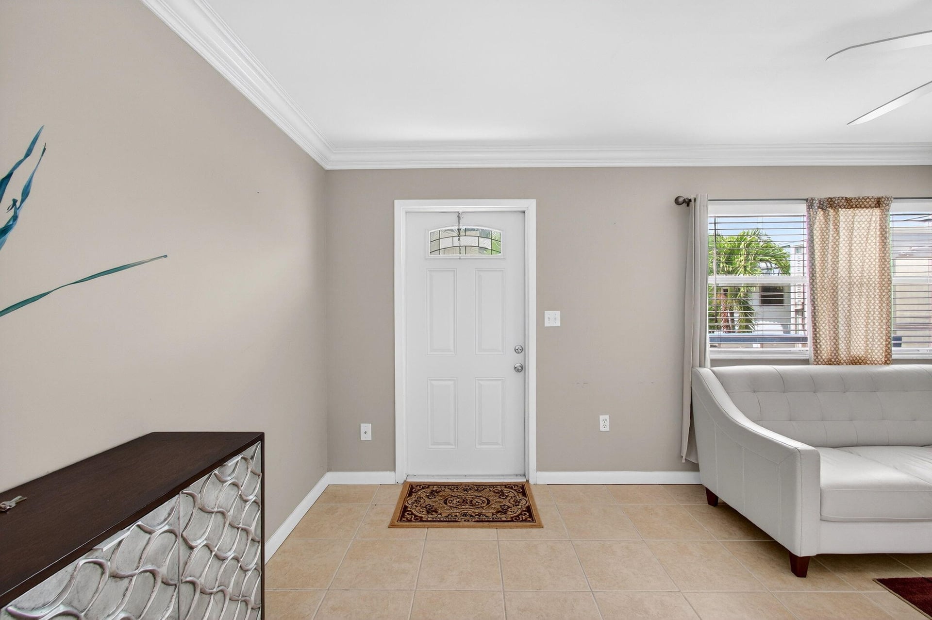 Residence photo 5